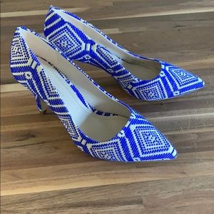 BCBGeneration pumps size 7 1/2 NWOB